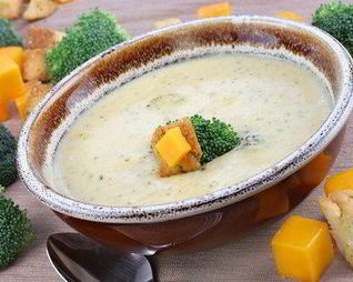 Суп из брокколи и манго с имбирем