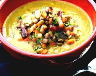 Суп из копченого бекона с чечевицей