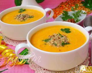 Морковно-ананасовый суп-пюре с карри