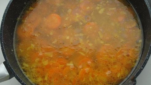 морковно-ананасовый суп-пюре с карри