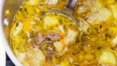 суп-пюре с куриной печенкой и цуккини