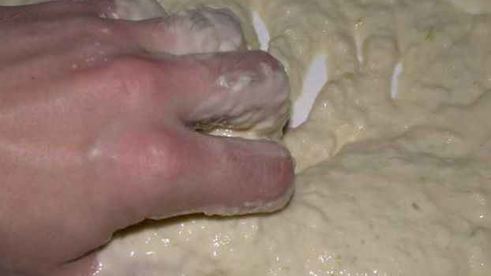 суп с картофелем, рисом свининой и цветной капустой