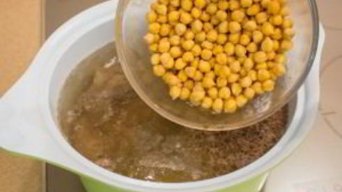 суп с нутом и бараниной