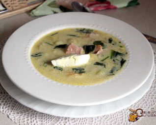 Суп с семгой и шпинатом