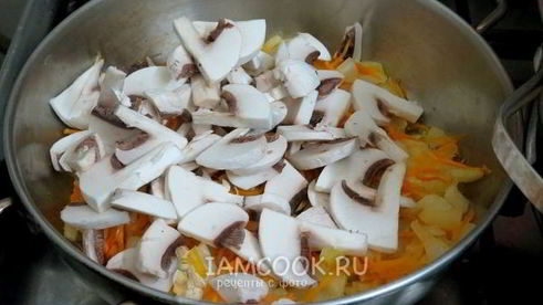 сырный суп из плавленного сыра с колбасой