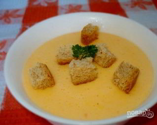Сырный суп-пюре с гренками