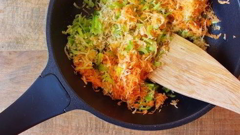 сырный суп с хрустящими морковными отрубями