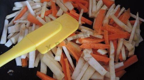 сырный суп с куриными фрикадельками