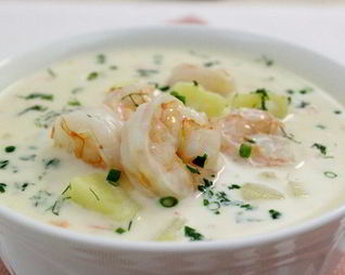 Сырный суп с овощами и креветками