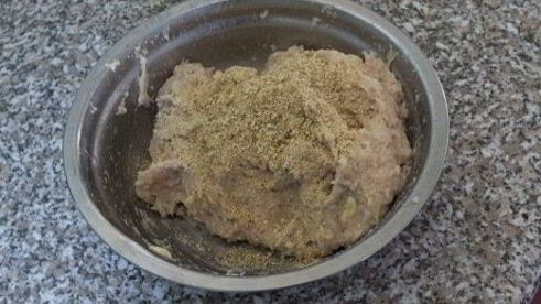 сырный суп с рисом и куриными кнелями