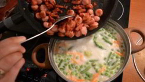 сырный суп с сосисками