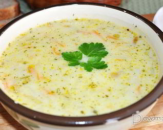 Сырный суп с вермишелью