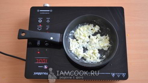 сырный суп с зеленым горошком