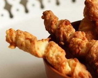 Сырные завитки к супу