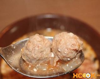 Томатный суп с фрикадельками