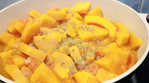 тыквенный крем-суп с сухариками