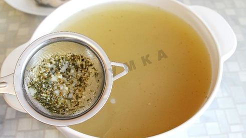 рыбный суп уха из карася