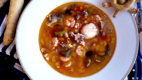 Рецепт Средиземноморской ухи с гриссини Жил отважный капитан