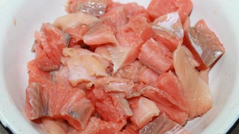 уха с форелью