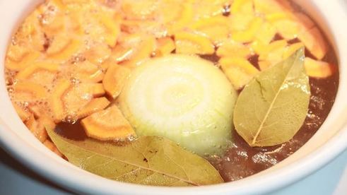 уха с форелью