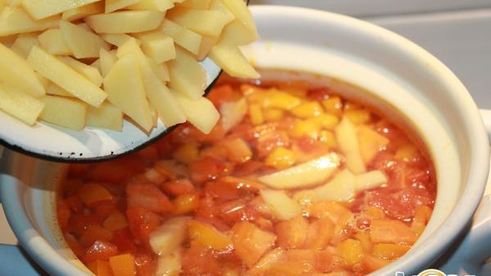 уха с форелью