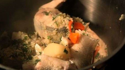 уха с речной рыбы