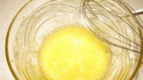 уха с яйцом