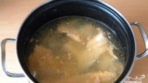 уха с яйцом