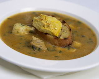 Вкусная уха из сайры