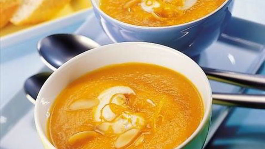 Рецепт яркого морковно-апельсиновый суп