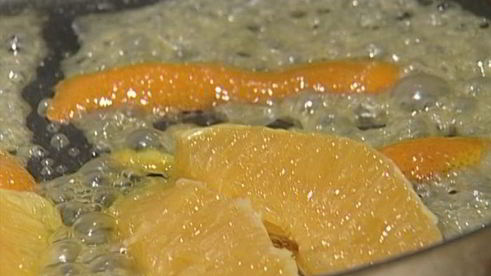 блины фламбе с мороженым