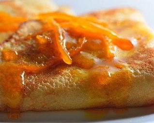 Блины с цитрусовым соусом