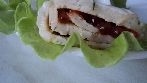 укропные блины с икрой