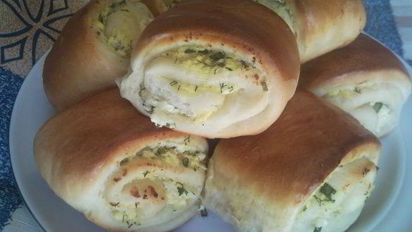 Рецепт Булочек-рулетиков с творогом и зеленью