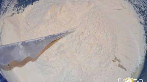 булочки с маком и изюмом