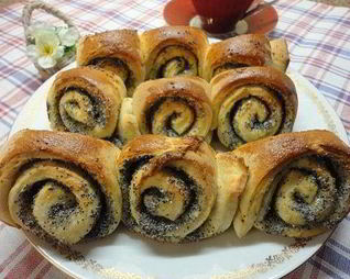 Булочки с маком