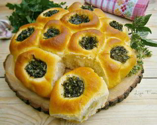 Булочки с пряным сливочным маслом