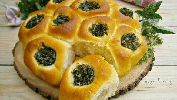 Рецепт Булочек с пряным сливочным маслом