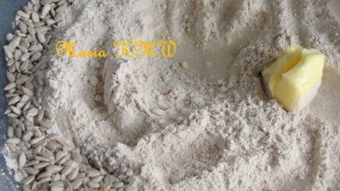 булочки с семечками подсолнуха