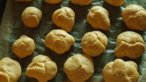 булочки с цыпленком