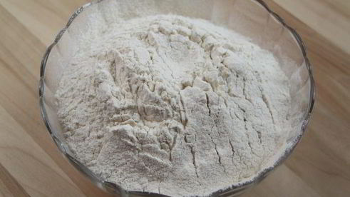 каштановые булочки с брусникой