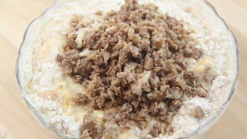 каштановые булочки с брусникой