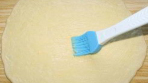 круассаны из дрожжевого теста