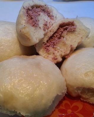 Паровые булочки с фасолью по-корейски