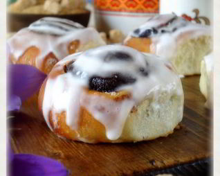 Плюшки с черемухой