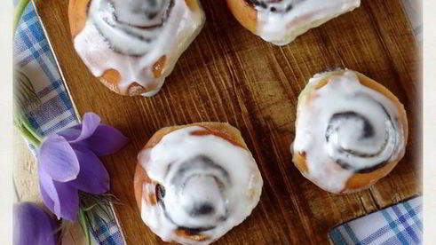 плюшки с черемухой