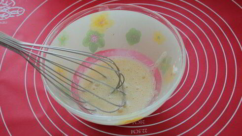 праздничные булочки с марципаном и цукатами