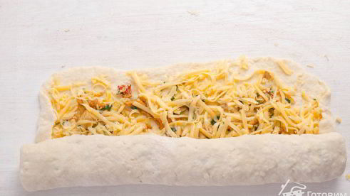 творожные булочки с курицей и лисичками