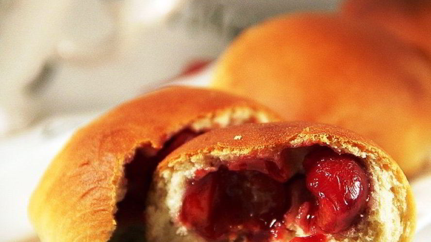 Рецепт вишневых булочек