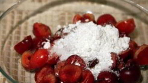 вишневые булочки